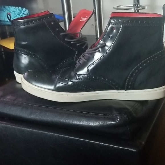 Leather lace up boots - Picture 5 of 7